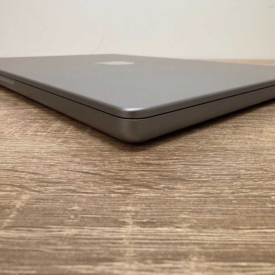 Macbook Pro 14" 2023 M2 Pro/16Gb DDR5/SSD 512Gb акб: 100% (код: M0524)