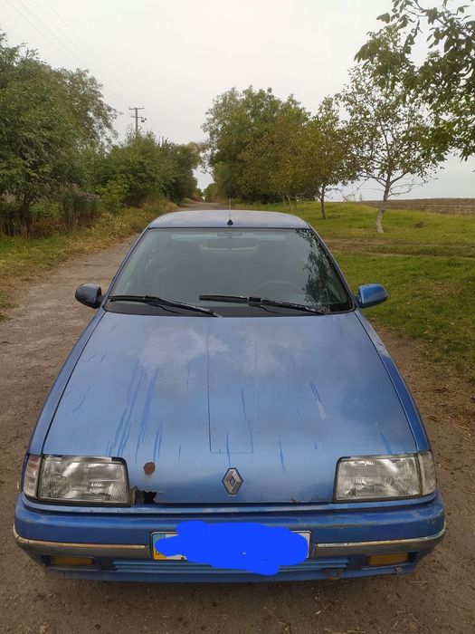 Рено 19 шамаде газ бенз 1.7