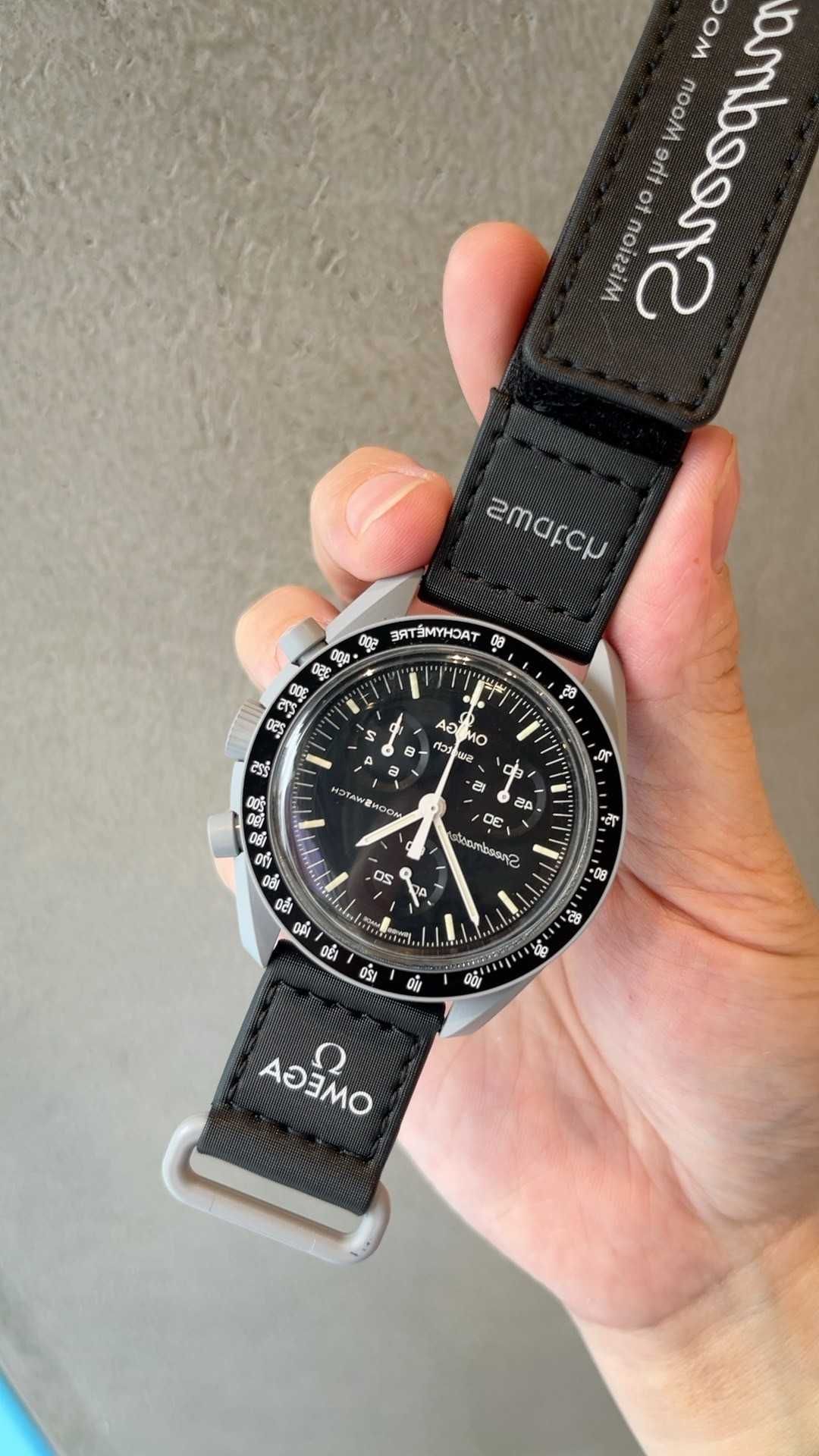 Omega Swatch Księżyc SO33M100 - do codzienności