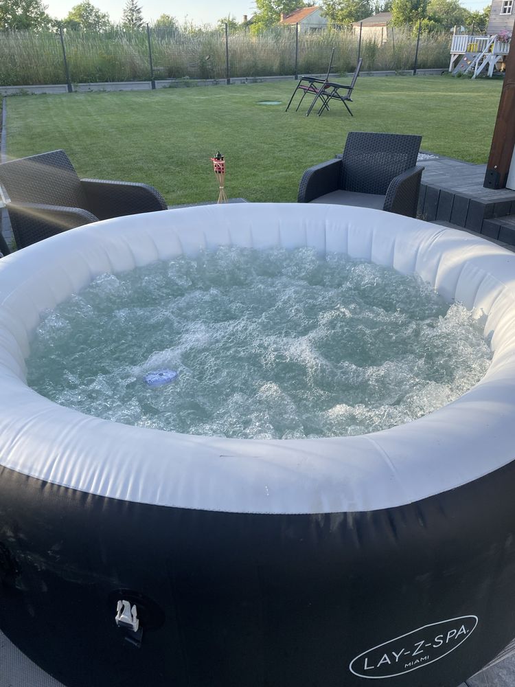 Basen Jacuzzi Lay-z-Spa Miami Bestway - bdb