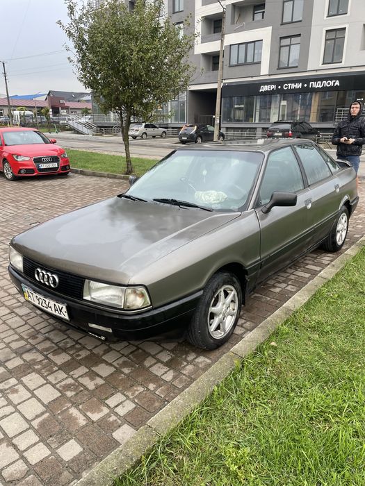 Продам ауді 80 . Двигун 1.8 карб вже на ходу