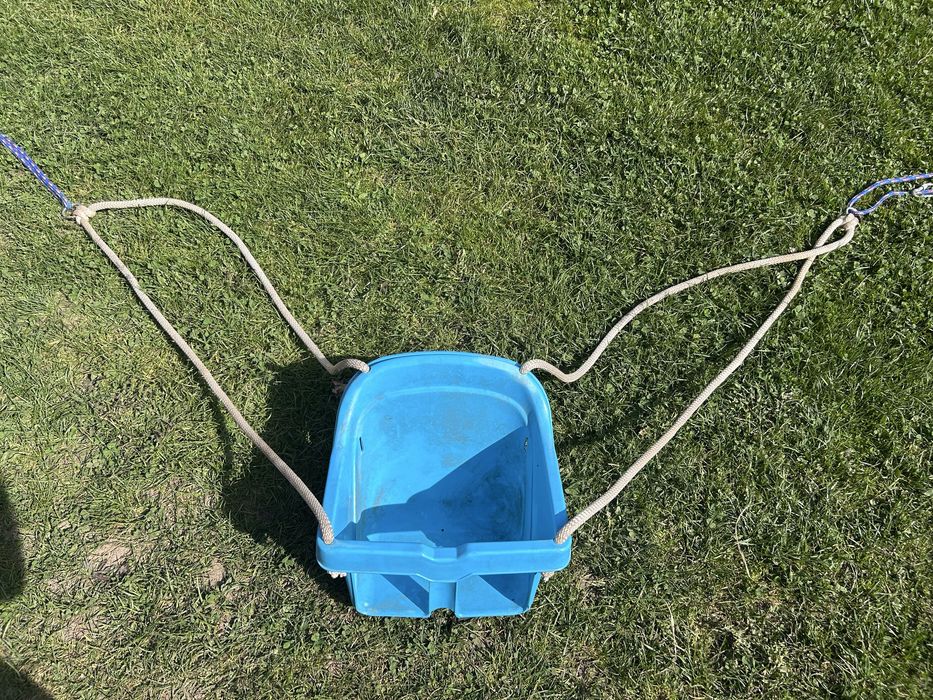 Hustawka kubelkowa plastikowa do zawieszenia