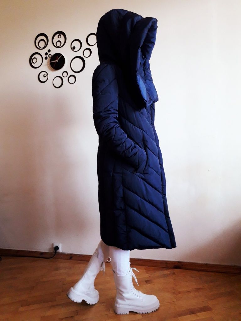 Пуховик плащ пальто ярко-синий зимний холлофайбер