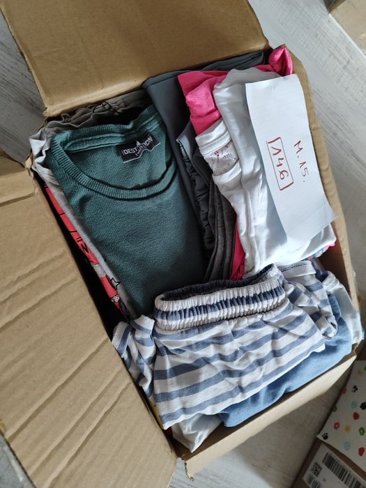 M15 zestaw ubrań dla dziewczynki 146