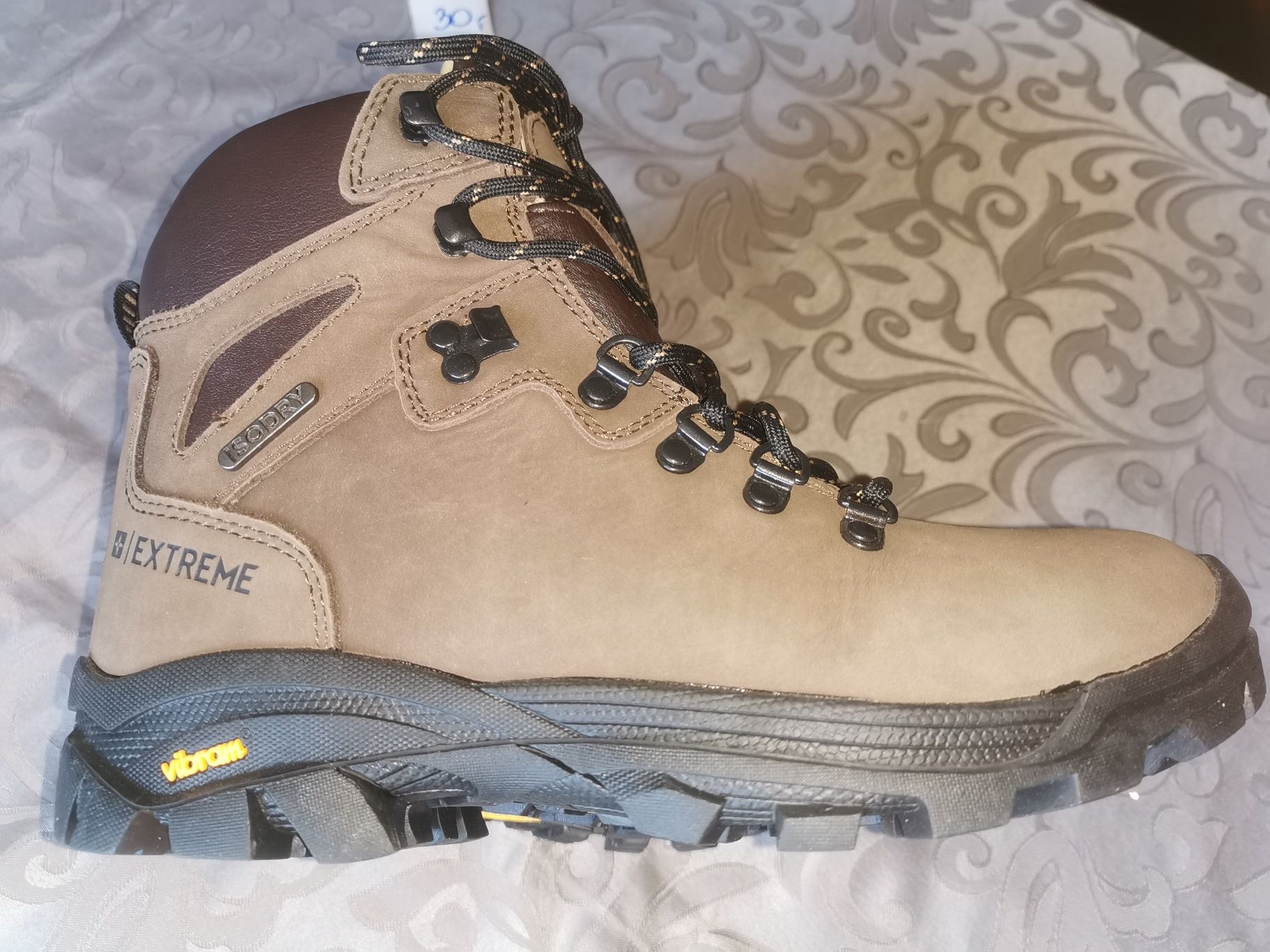 Buty Mountain warehouse 38
