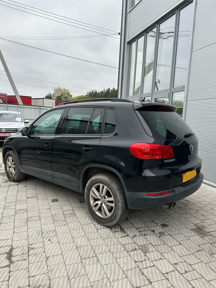 Кришка багажника vw tiguan 1 2008-2018  колір L C9X