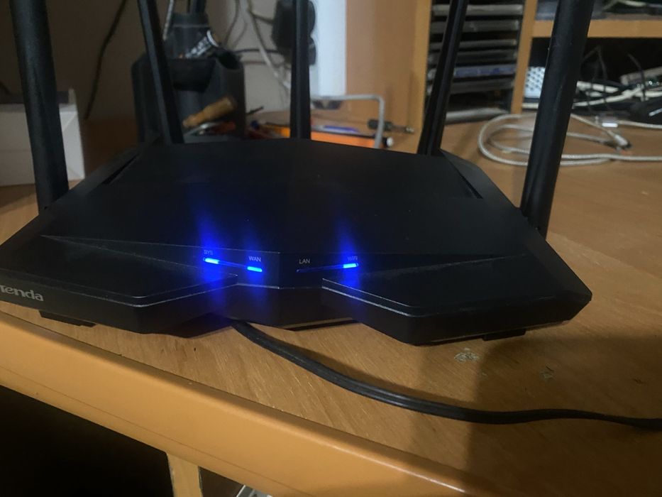 Роутер вай-фай Tenda ac1200