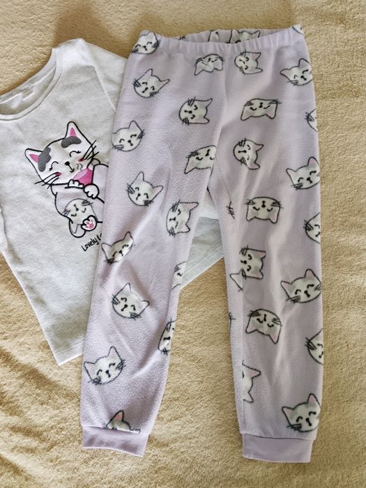 Тепла піжама на дівчинку