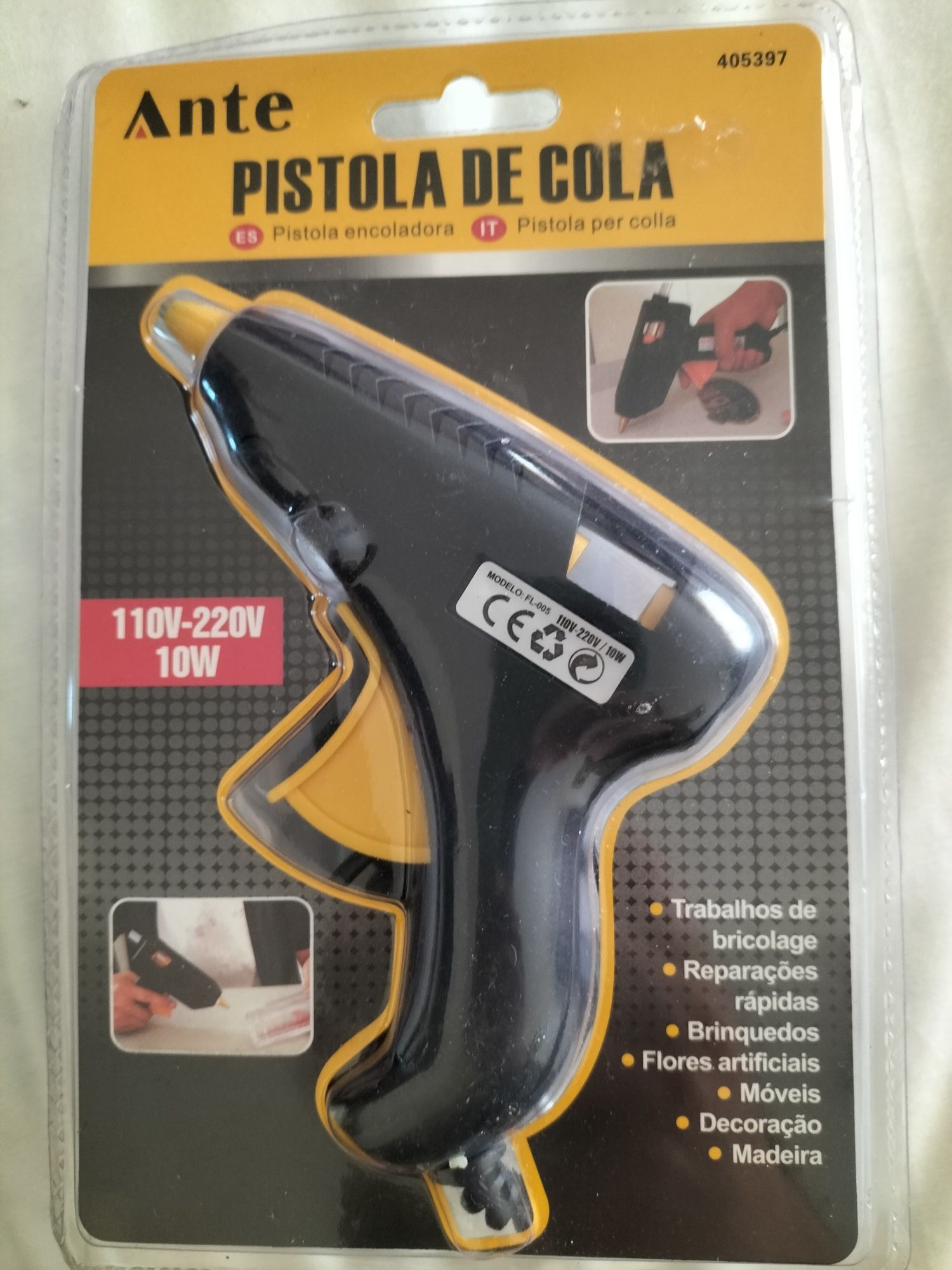 Pistola de cola nova