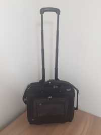 Walizka kabinówka bagaż podreczny na laptopa na kółkach