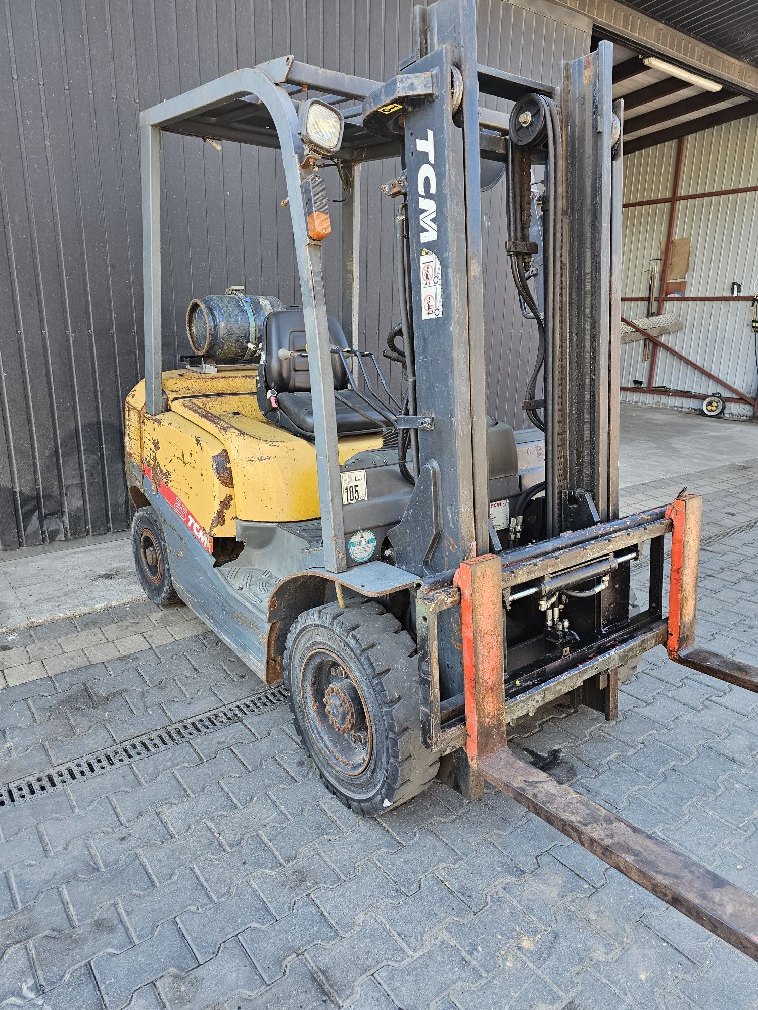 Wózek widłowy TCM z 2006 roku