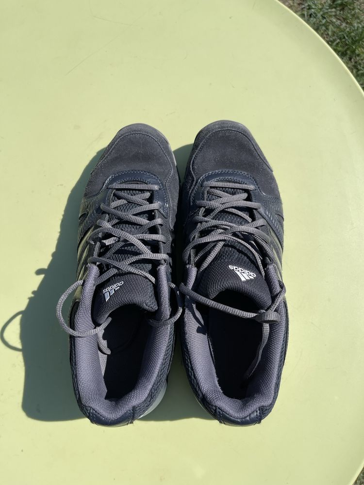 Мужские кроссовки Adidas 46 р кожа, оригинал