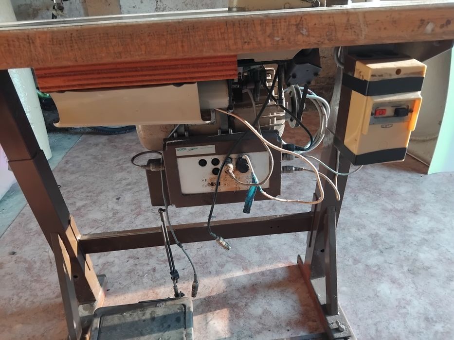Швейна машинка машина PFAFF563
