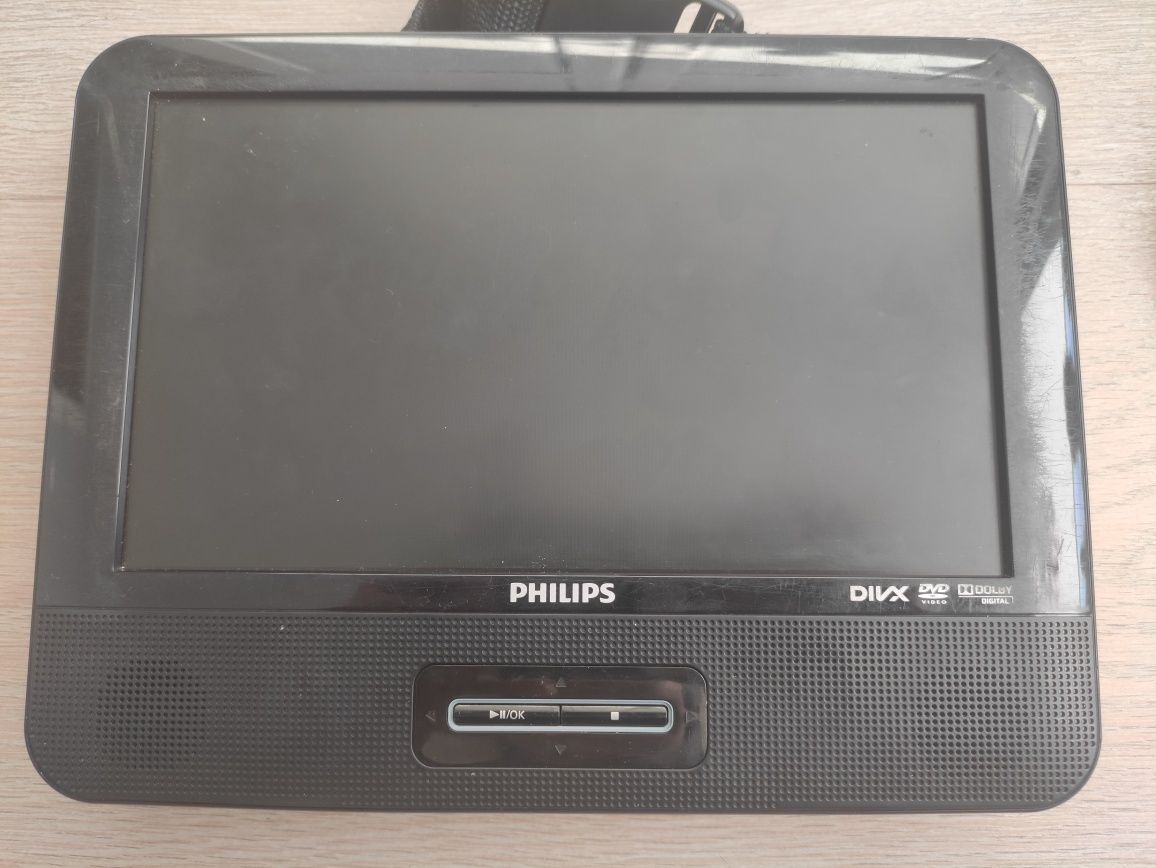 Przenośny odtwarzacz DVD do samochodu Philips PD9122/12 dwa ekrany