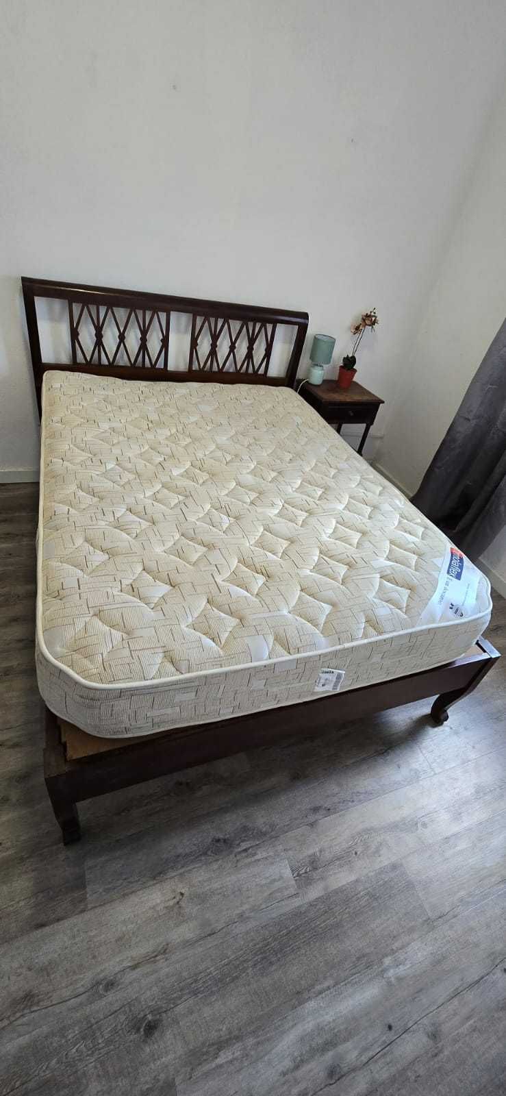 CAMA CASAL COM COLCHÃO