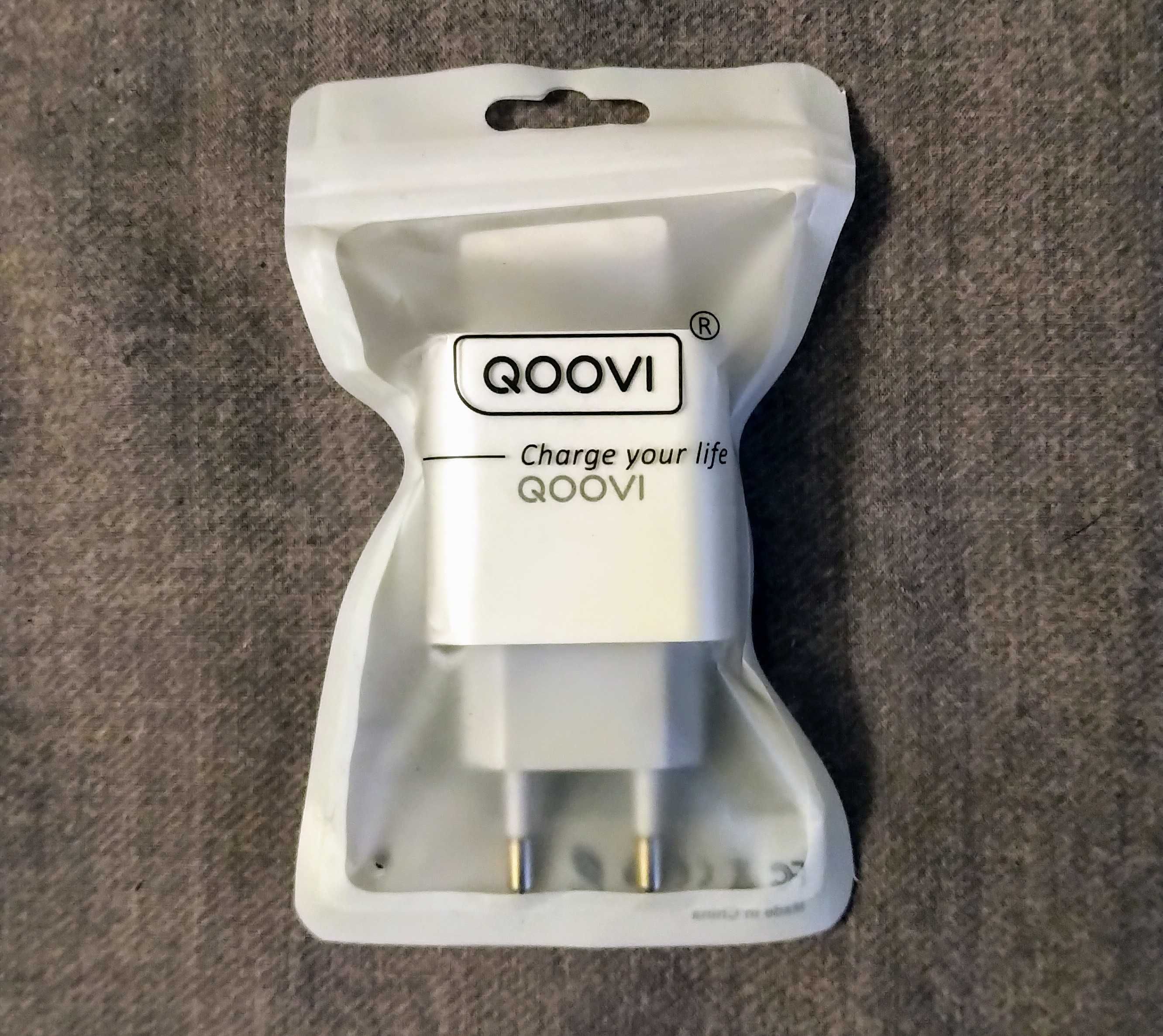 Быстрая зарядка QOOVI 20W PD Type-C