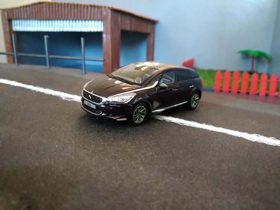 DS DS5 - Norev 1/43