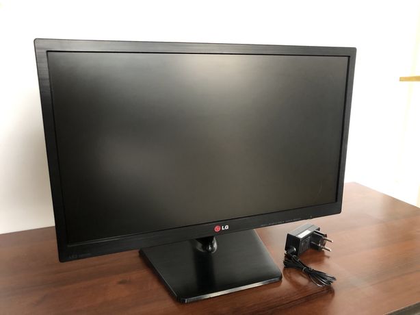 Monitor Lg 22 cale full HD VGA 100% sprawny