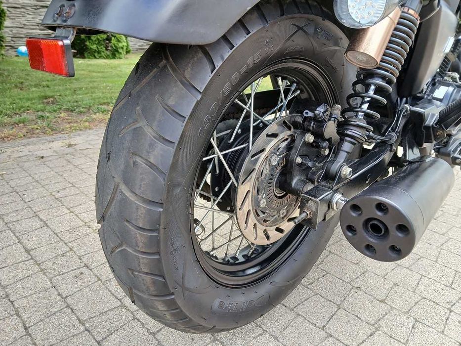 JUNAK M12 VINTAGE 125cm3 kat B. 2021 kask nowe opony klocki ZAMIANA