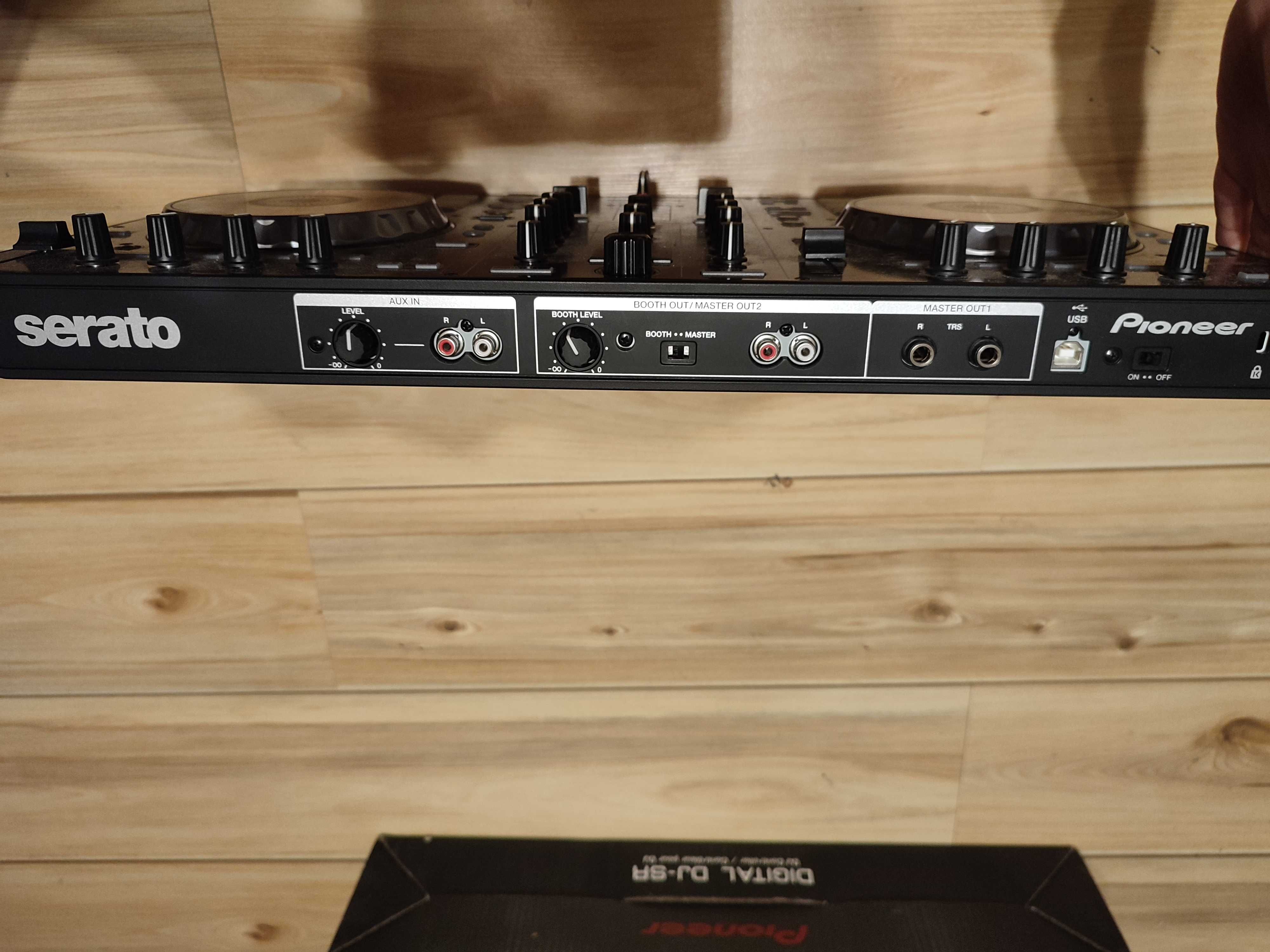 PIONEER DDJ SR kontroler