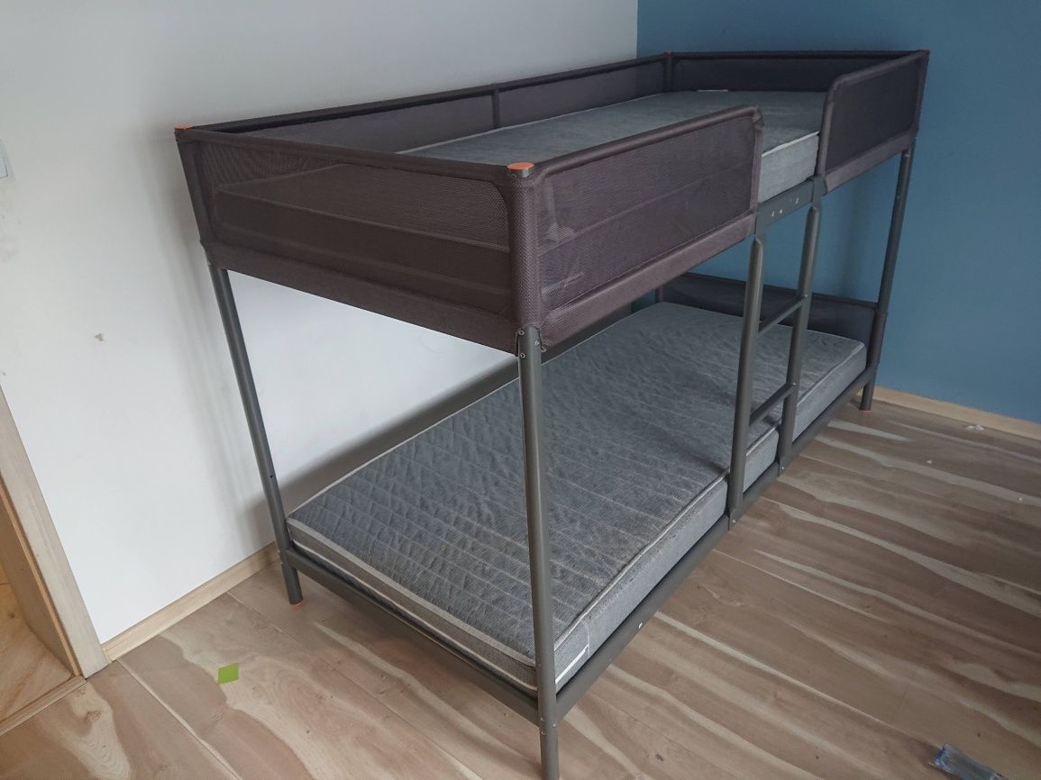Łóżko pietrowe ikea
TUFFING
Rama łóżka piętrowego, ciemnoszary, 90x200