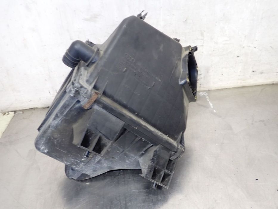 OBUDOWA FILTRA POWIETRZA AUDI A6 C5 2.8 AQD 078133835DA  078133837BD