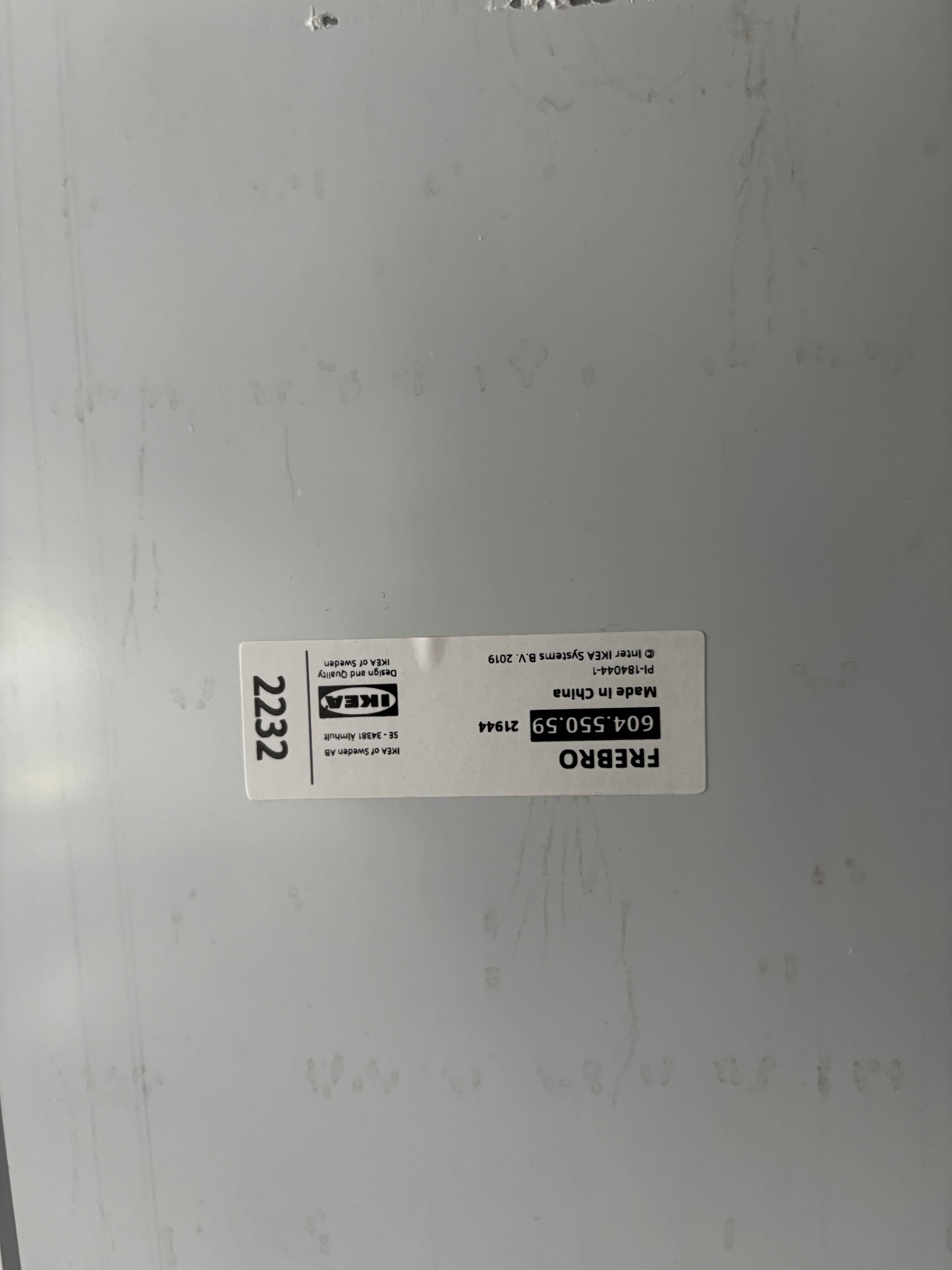 Na sprzedasz lustra z Ikea