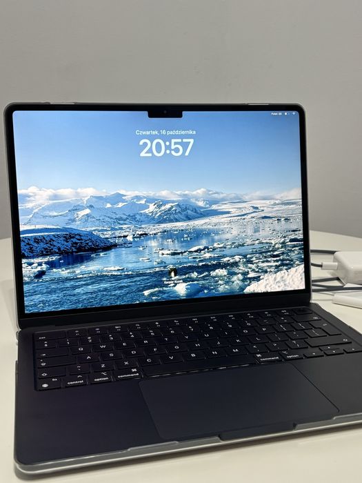 MacBook Air M2 16GB RAM/256B 13"6 Gwarancja|Akcesoria|Nowy