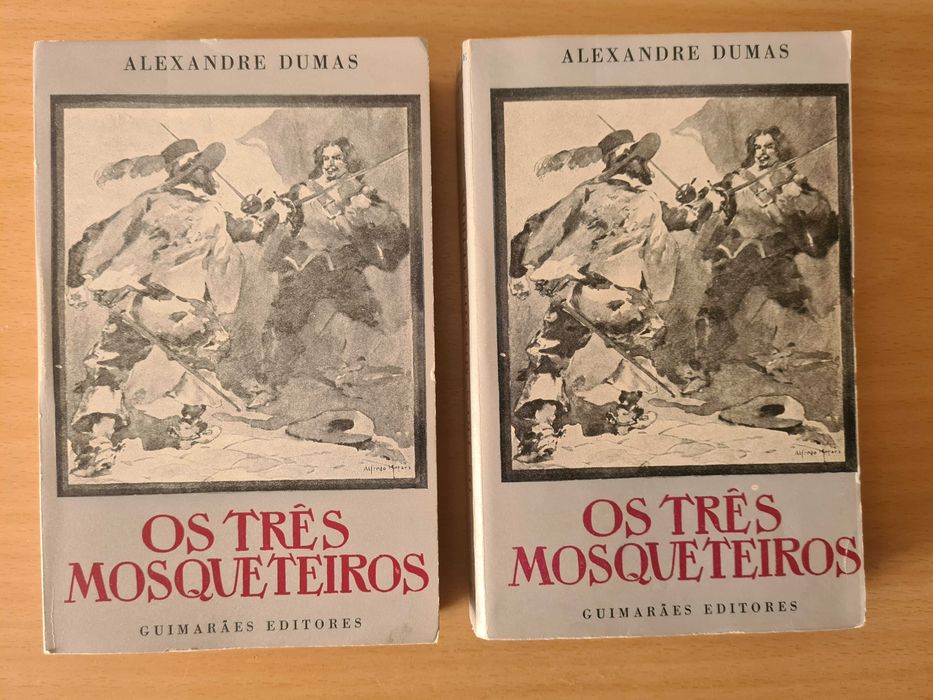 2 livros "Os Três Mosqueteiros" de Alexandre Dumas