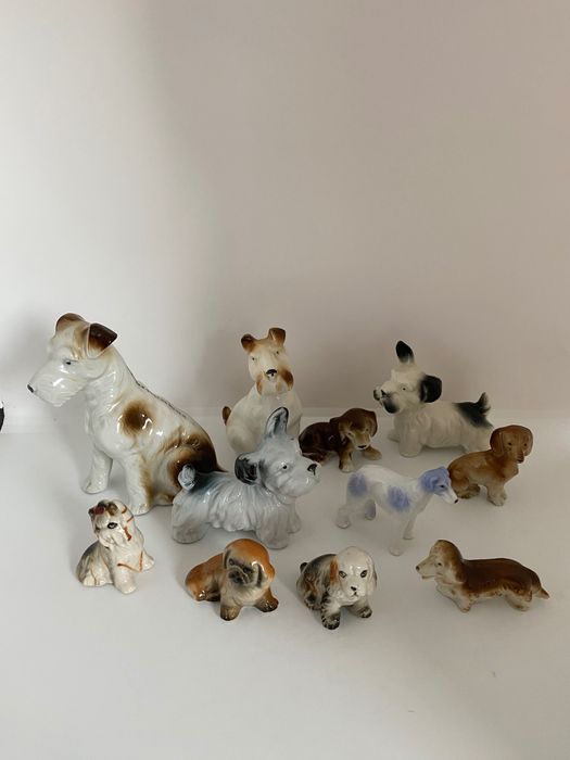 Собачка фарфор фигурка Германия.