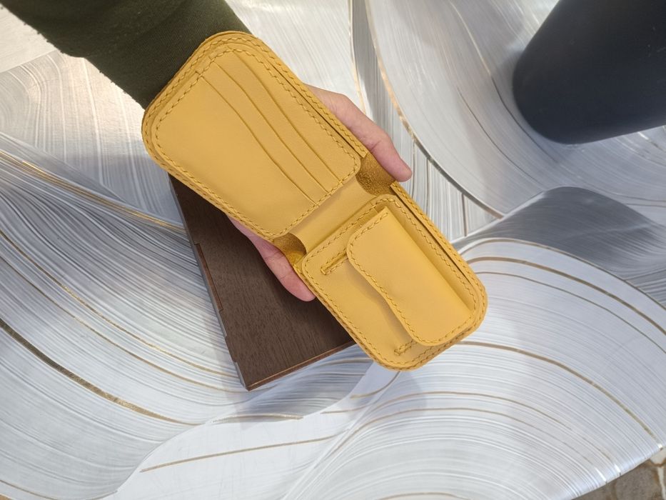 Гаманець ручної роботи з натуральної італійської шкіри