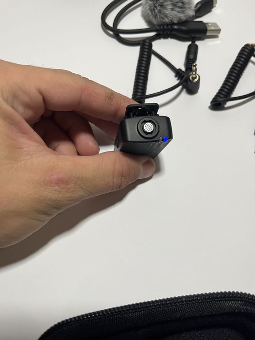 Продам безпровідний петличний мікрофон Fifine M9 DJI GOPRO