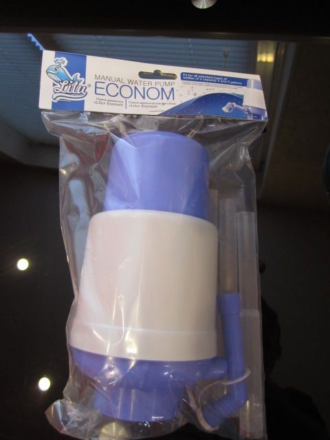 Ручки транспортировочные на бутыль 19л. Бутыль для воды 11л. Помпа.