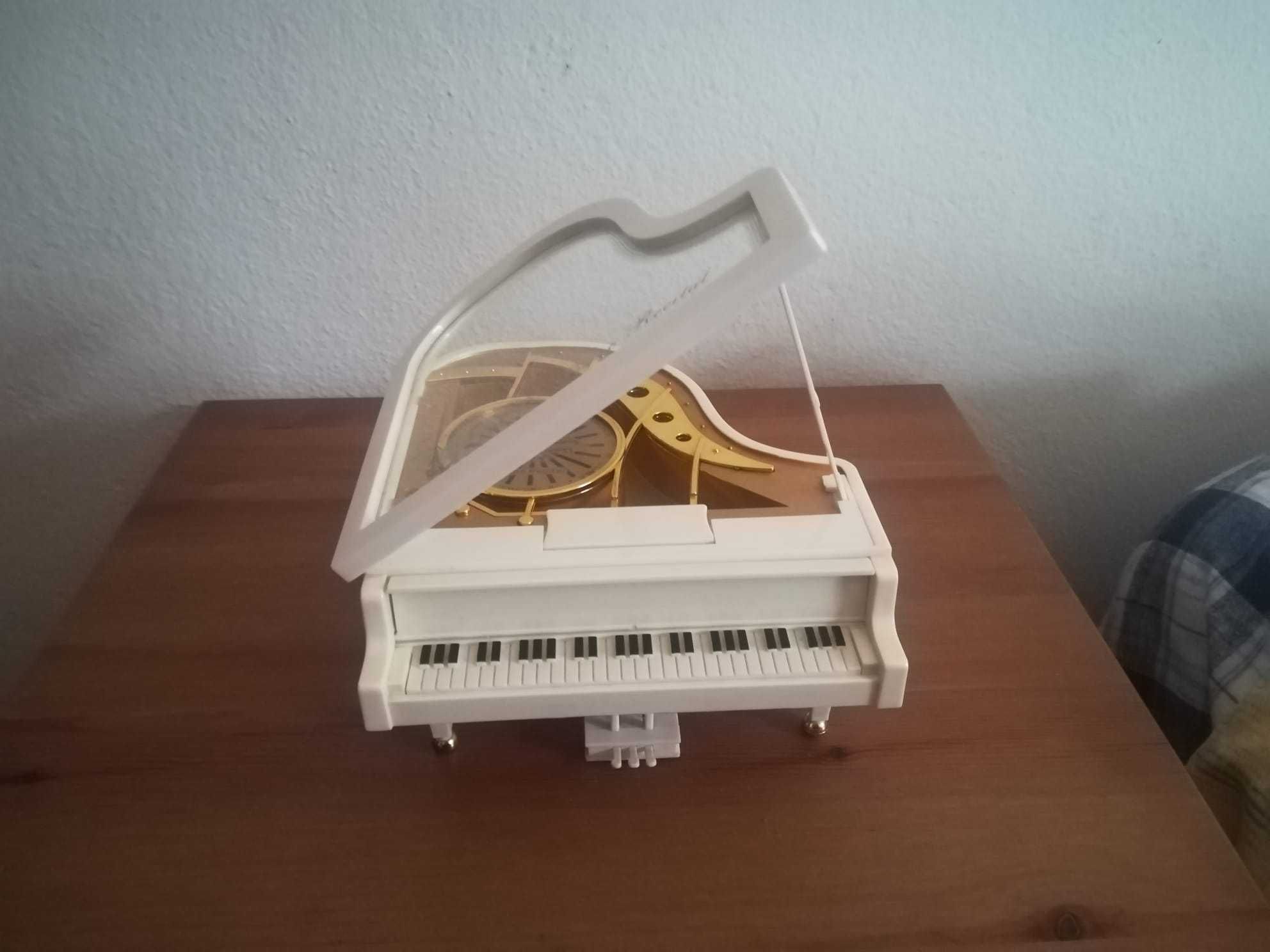 caixa de música (piano)