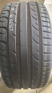 235/35R 19 Riken