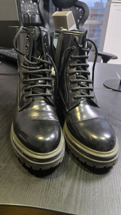 Чоботи Hugo 38 р.