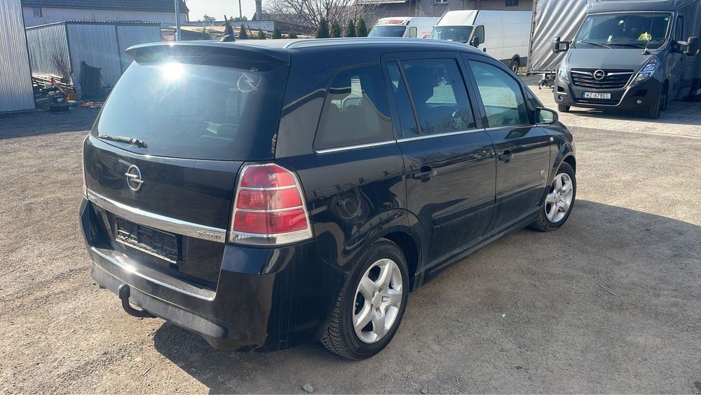 Opel Zafira B 1.9 CDTI 150 PS wersja OPC