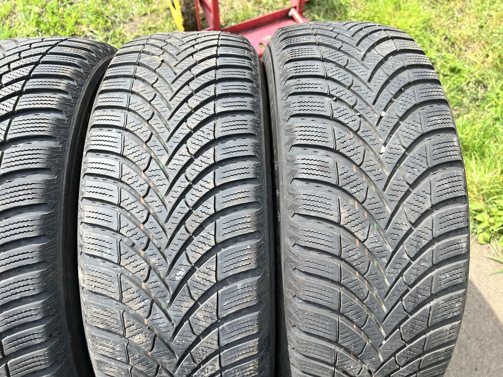 4xopona zimowa SEMPERIT w rozmiarze 205/55 R16