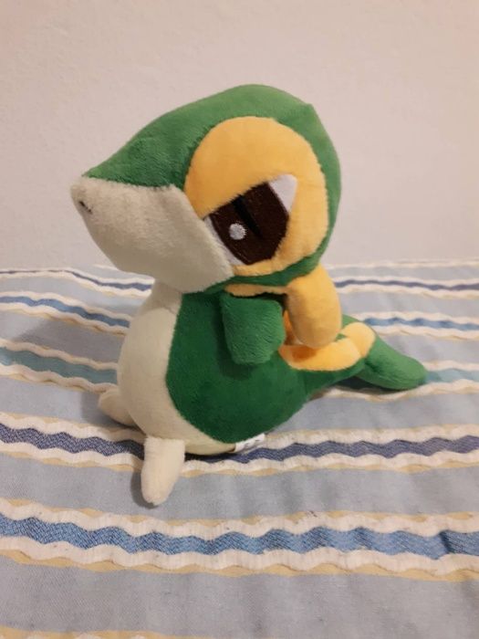 Pokémon peluche Snivy