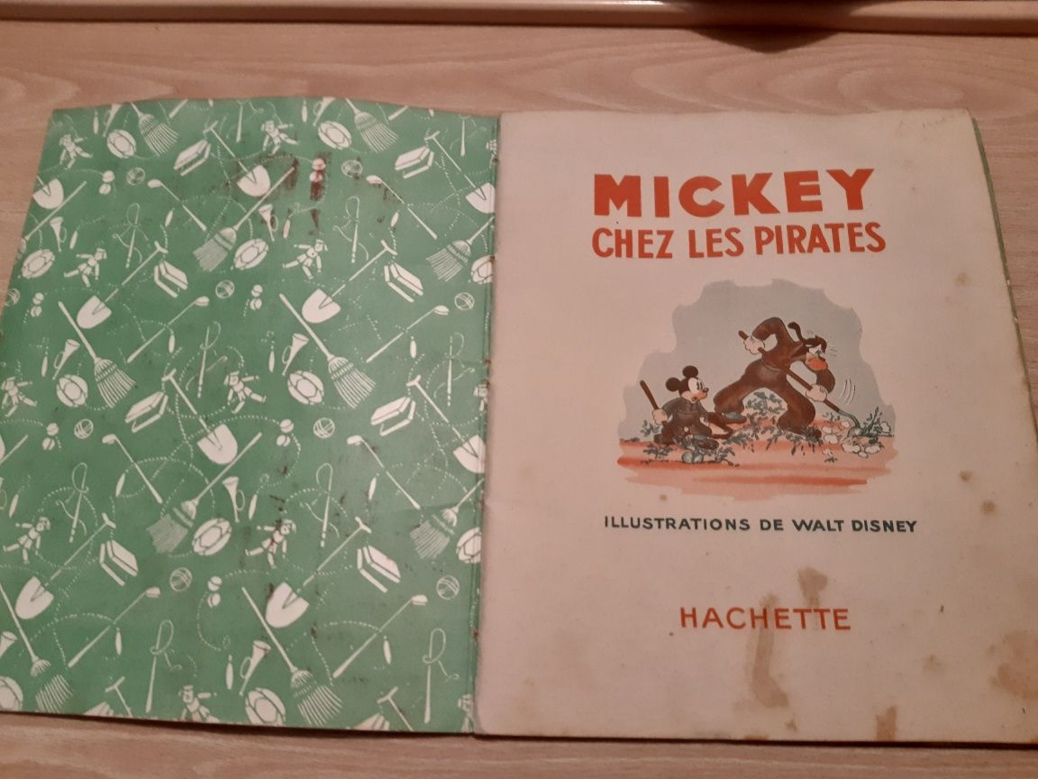 Raríssimo livro de 1937 "Mickey Chez Les Pirates "