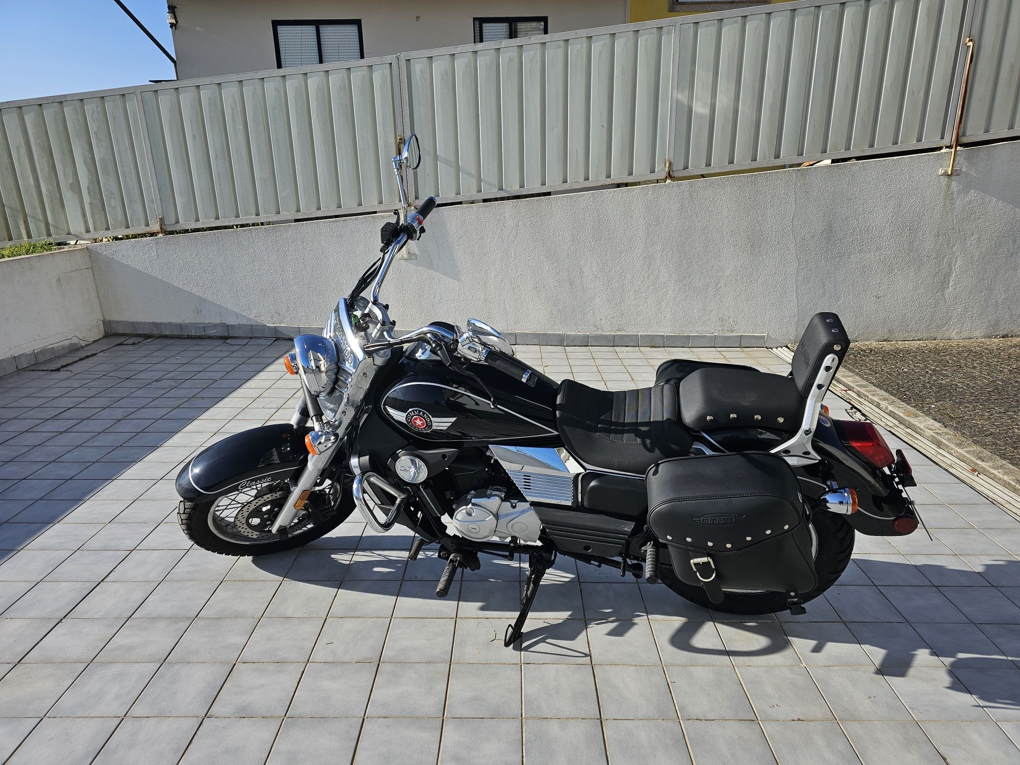 UM RENEGADE classic