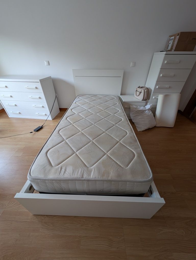 Cama criança  em bom estado