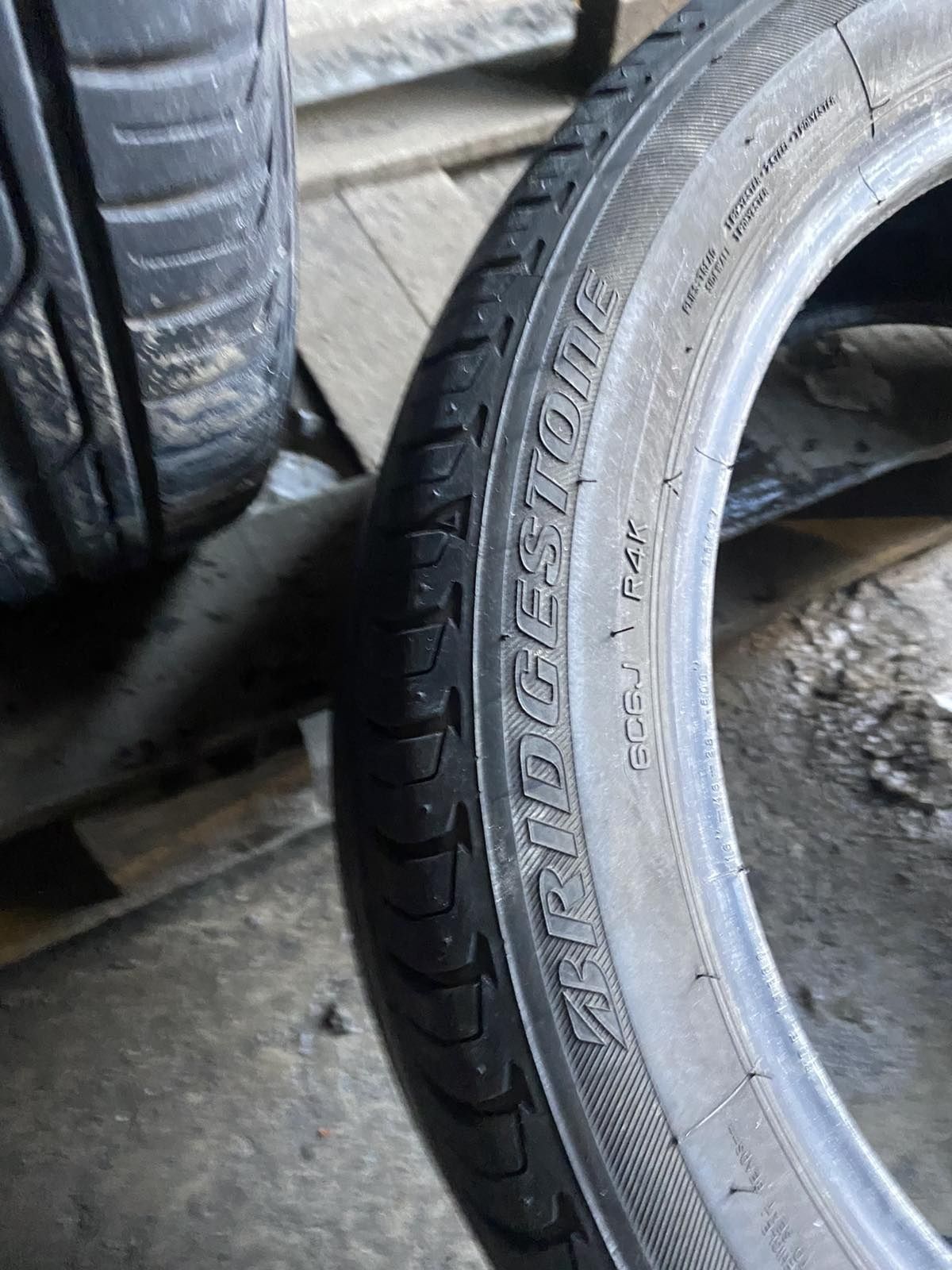 185.50.16 Bridgestone 4шт лето БУ склад шины резина из Европы 50 R16