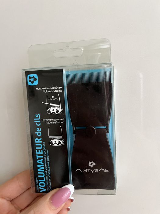 Щіточка для професійного надання об‘єму вій