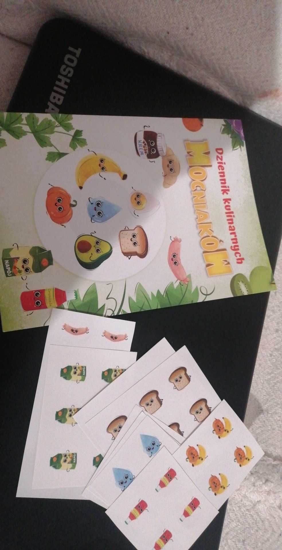 Zestaw maskotek dla dziecka+książeczka