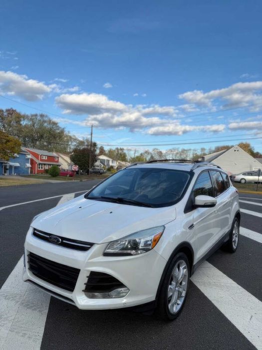 Ford Escape Titanium      2015