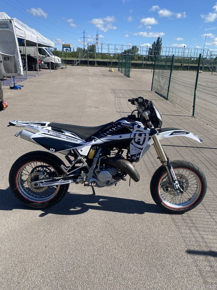 Husqvarna sm125s