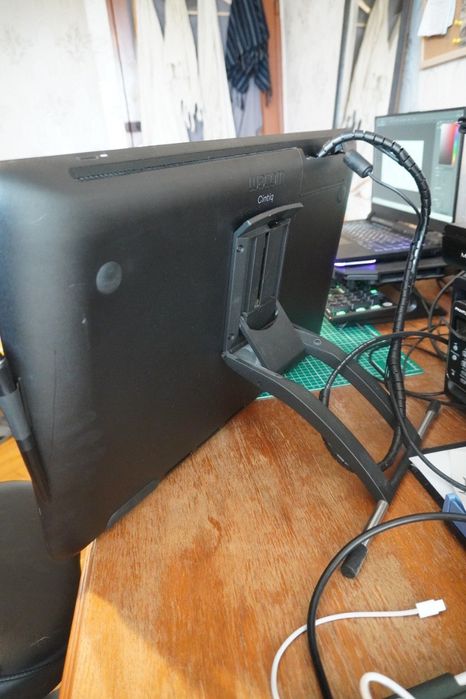 Tablet graficzny Wacom Cintiq 22 DTK-2260