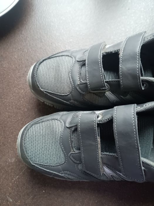 Buty na rzepy rozmiar 43