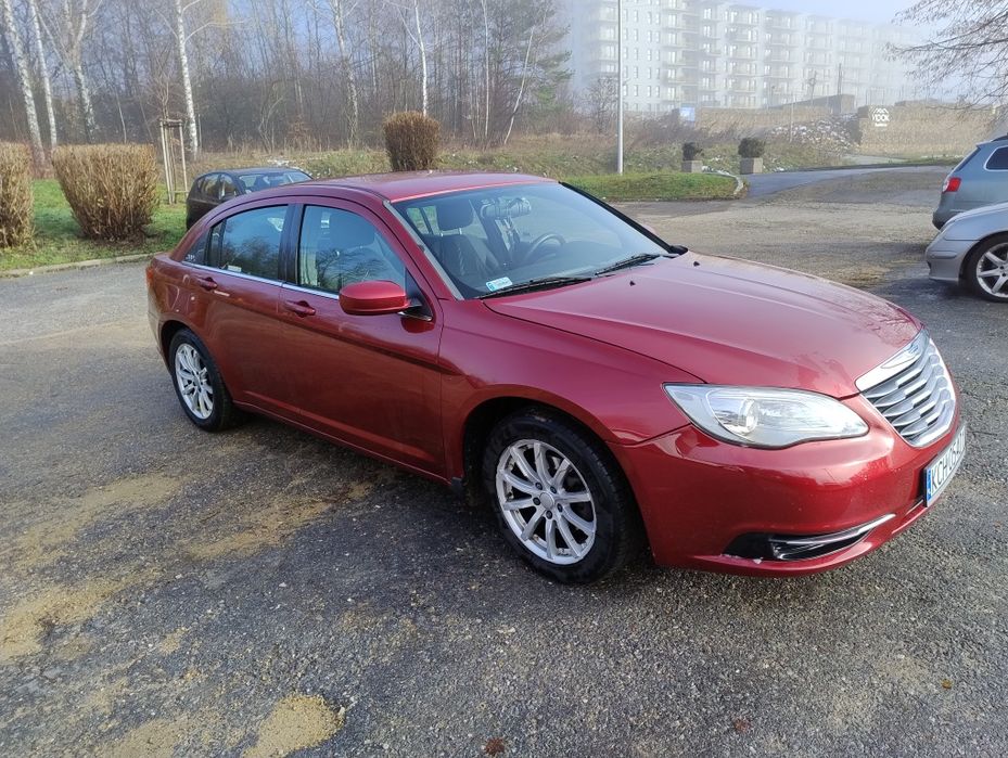 Sprzedam  samochód chrysler 200
